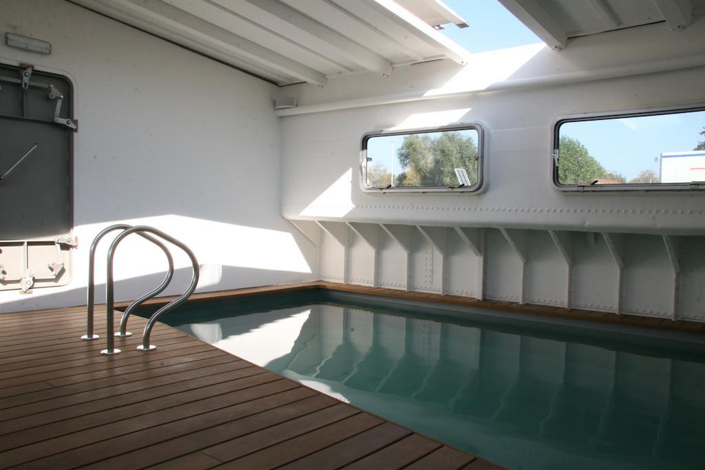B&B Droomboot Oudenburg Zewnętrze zdjęcie